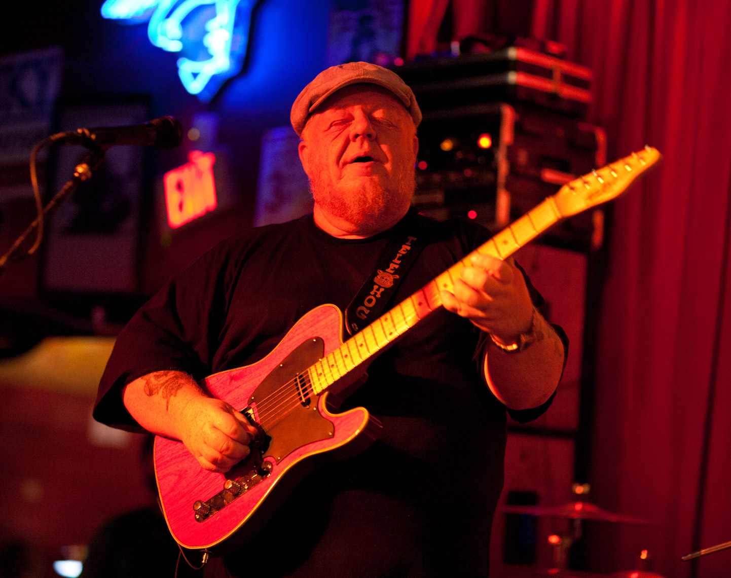 Redd Volkaert at the Continental Club in Austin Texas.